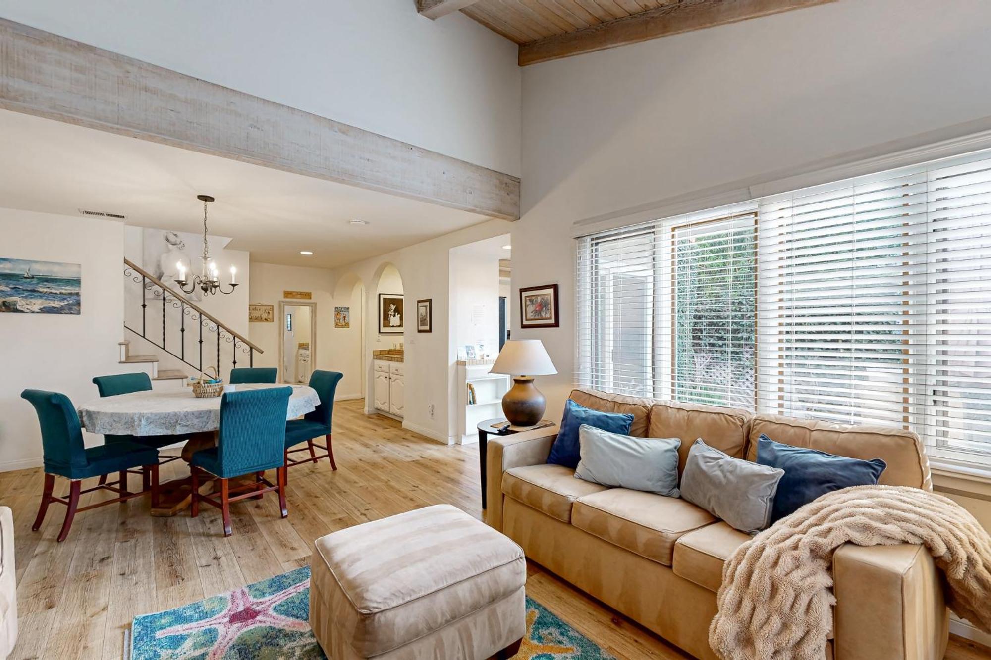 Sunny'S Santa Barbara Beach House Exterior photo