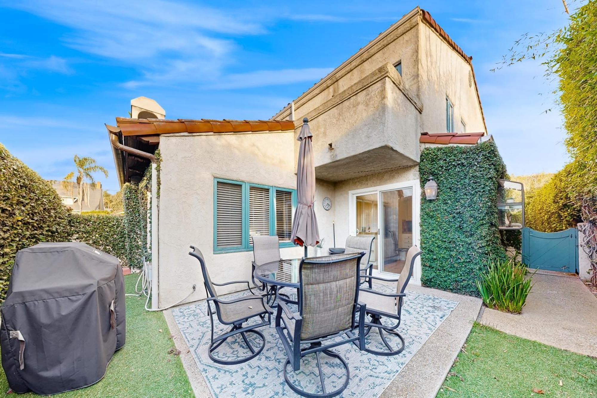 Sunny'S Santa Barbara Beach House Exterior photo