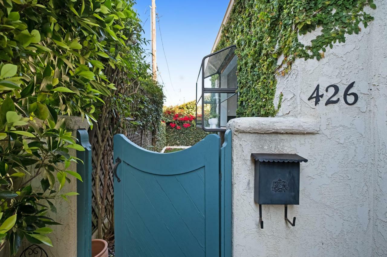 Sunny'S Santa Barbara Beach House Exterior photo