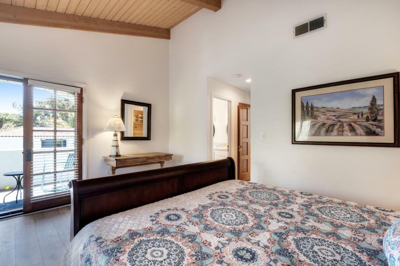 Sunny'S Santa Barbara Beach House Exterior photo